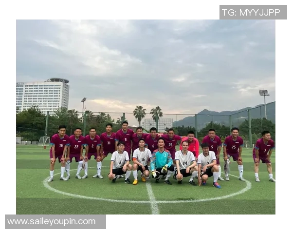 足球明星李大帝的成长历程与辉煌成就全面解析 足球明星李大帝的成长历程与辉煌成就全面解析