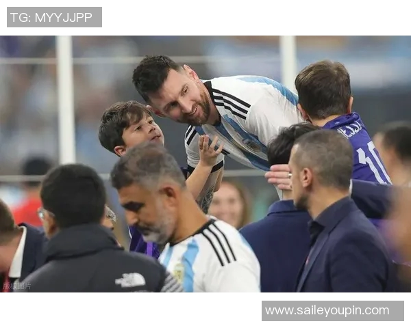 足球明星的惊人表现与背后辛酸故事揭示了他们的可怕一面 足球明星的惊人表现与背后辛酸故事揭示了他们的可怕一面